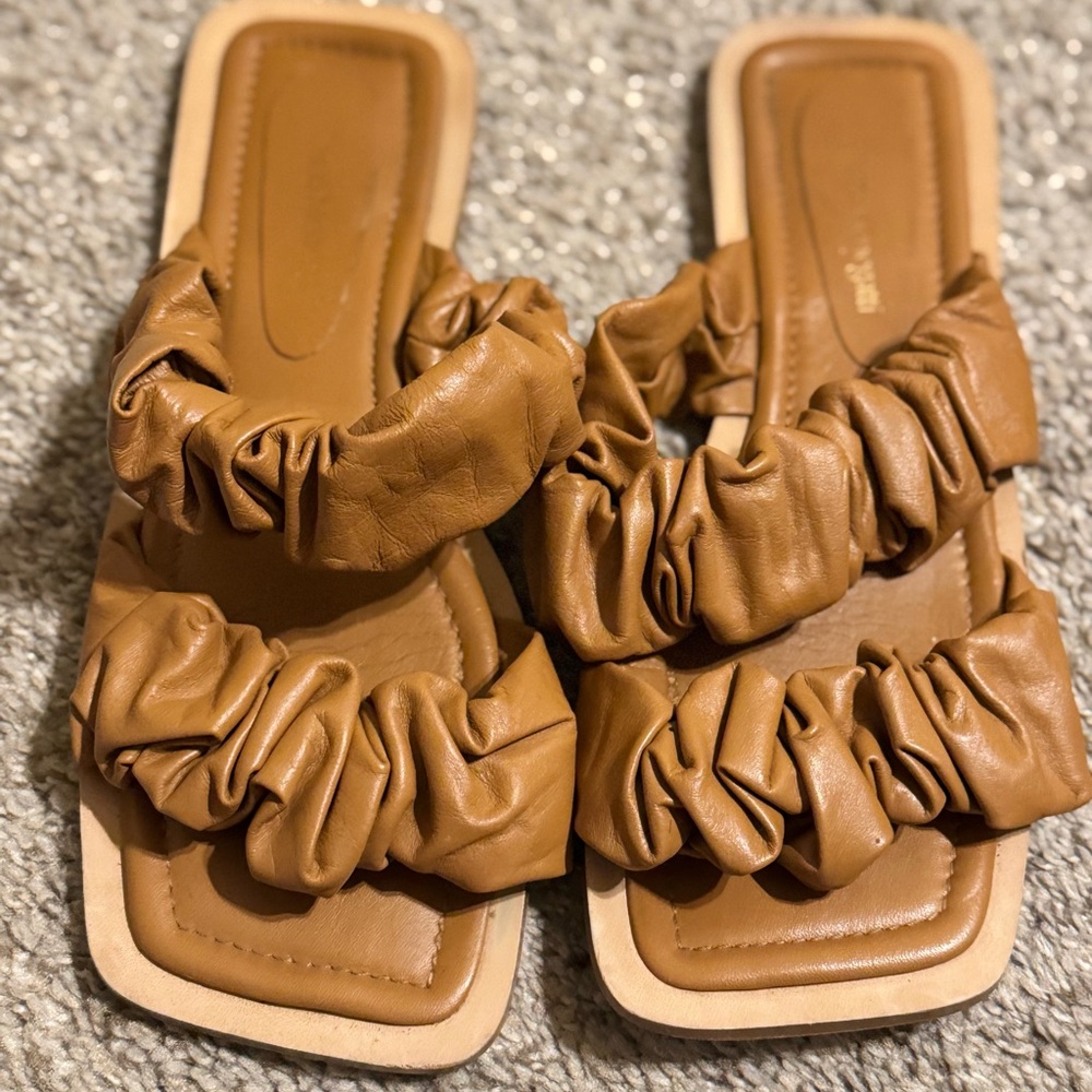 Bruno Menegatti  Brown Ruffled Leather Sandals - Picture 2 of 9